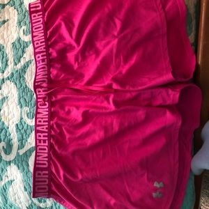 Underarmour shorts